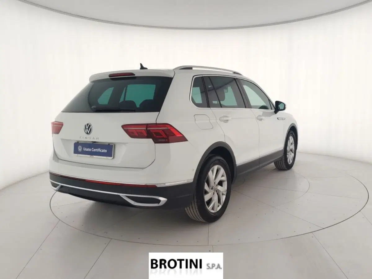 Volkswagen Tiguan usata a Massa-Carrara (3)