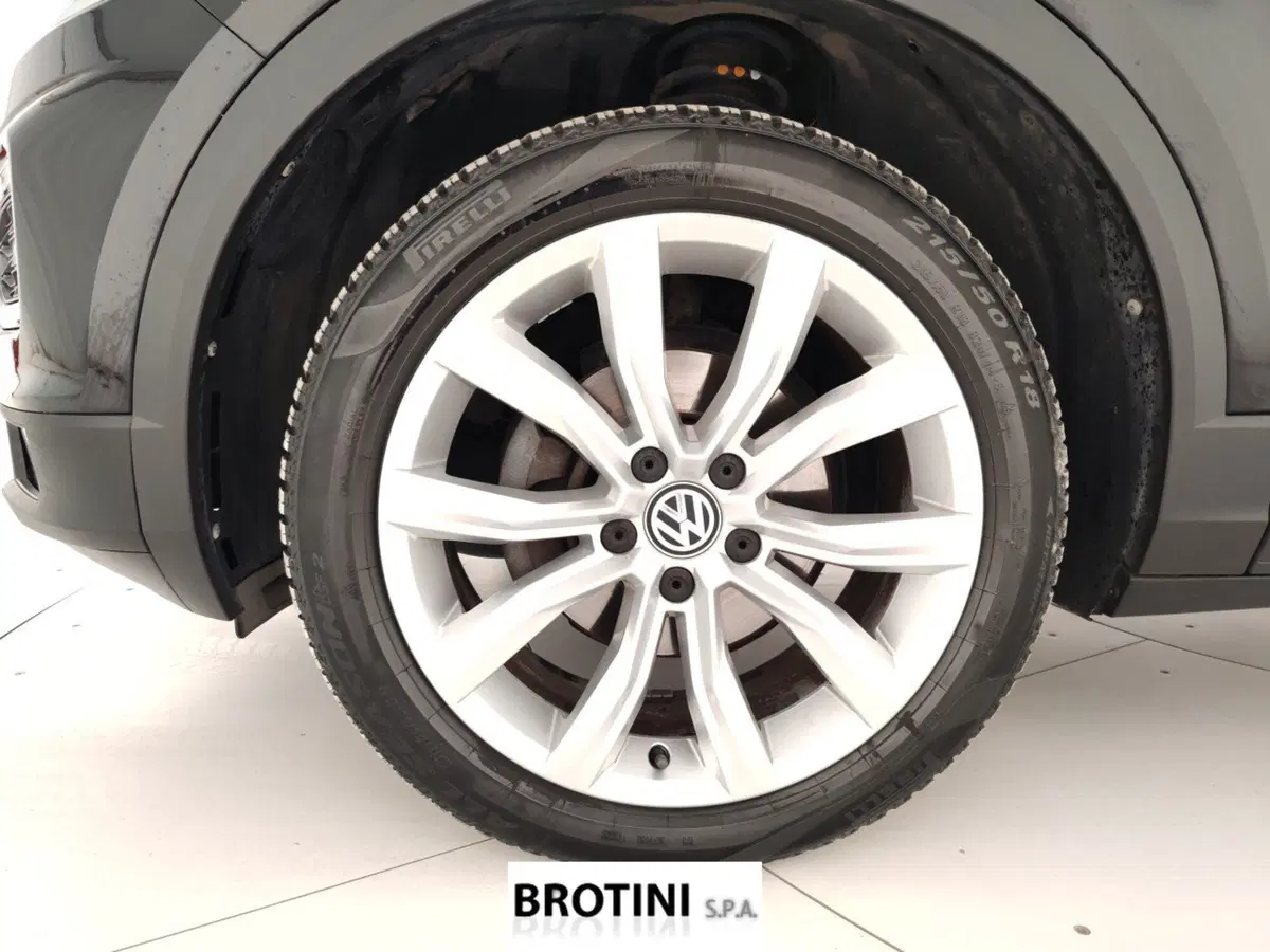 Volkswagen T-Roc usata a Massa-Carrara (14)