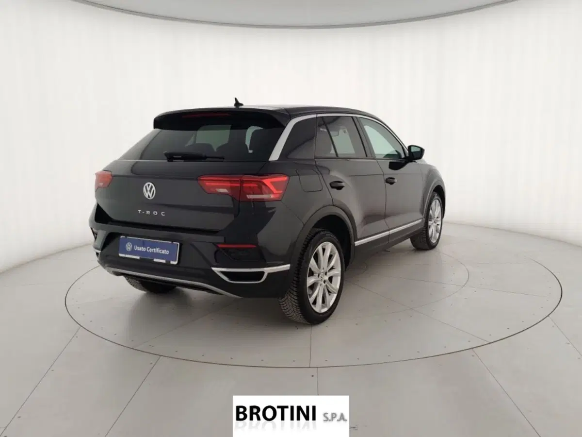 Volkswagen T-Roc usata a Massa-Carrara (8)