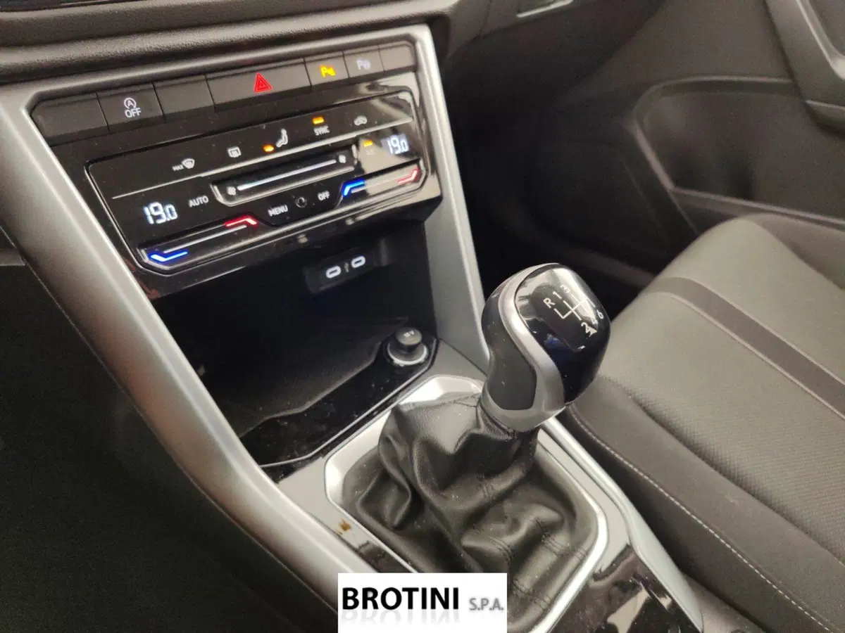 Volkswagen T-Roc usata a Massa-Carrara (10)