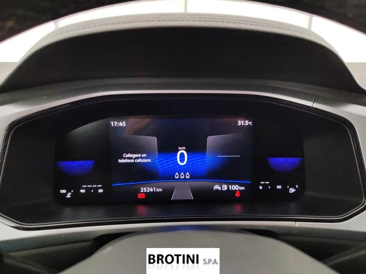 Volkswagen T-Roc usata a Massa-Carrara (12)