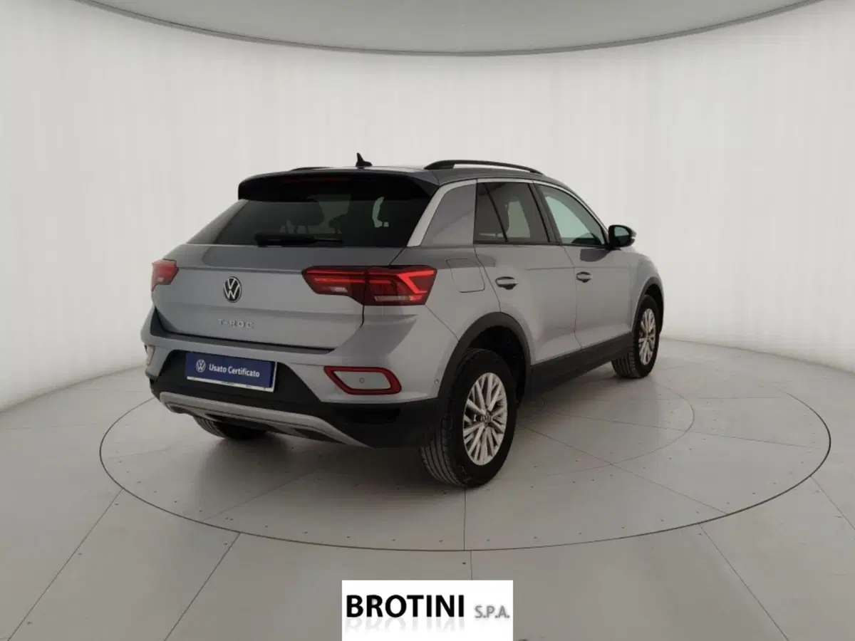 Volkswagen T-Roc usata a Massa-Carrara (3)