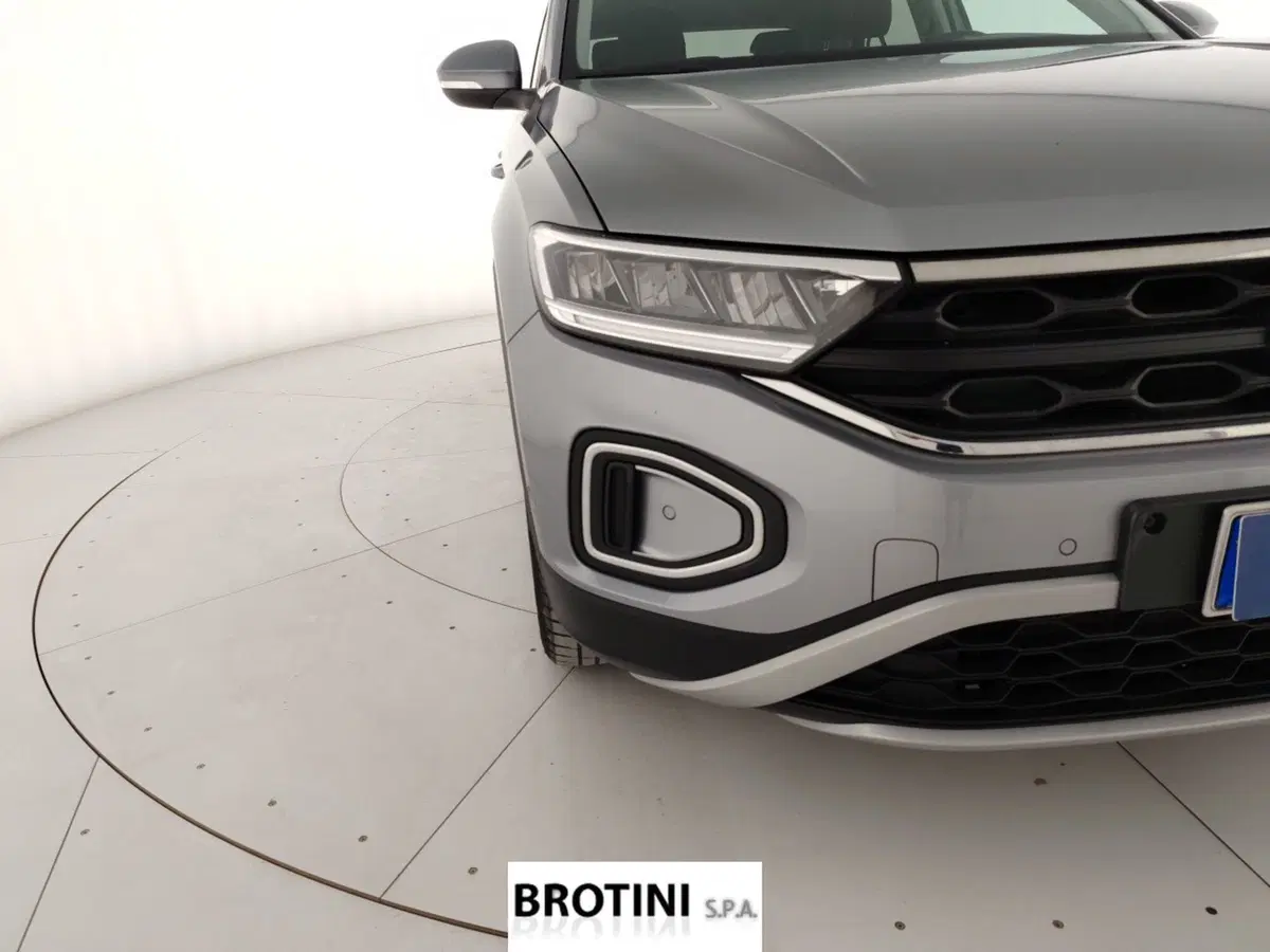Volkswagen T-Roc usata a Massa-Carrara (5)