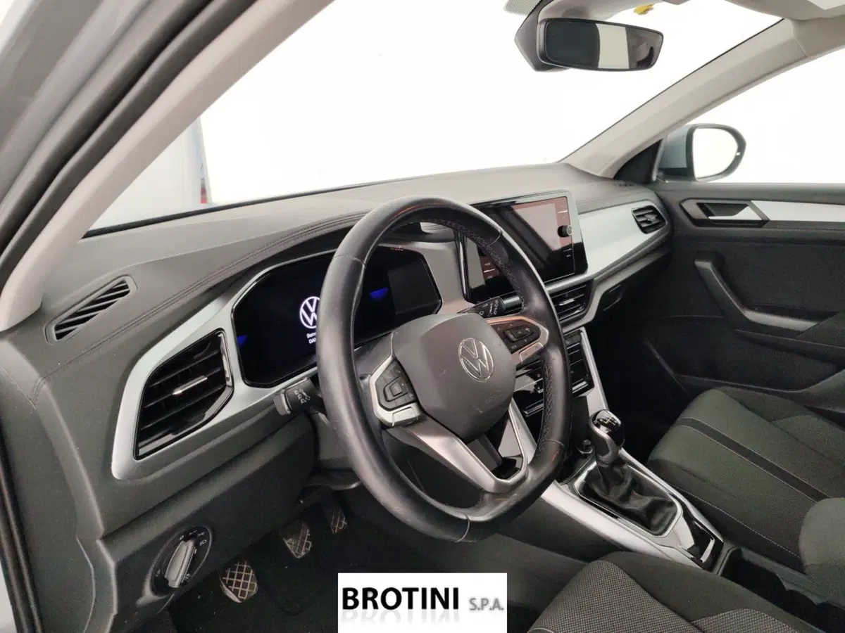 Volkswagen T-Roc usata a Massa-Carrara (7)