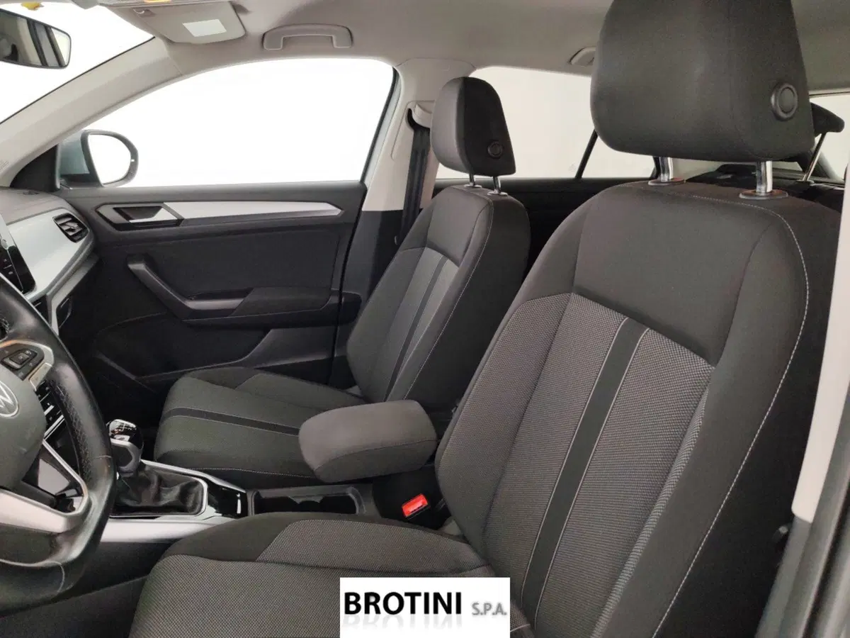 Volkswagen T-Roc usata a Massa-Carrara (8)