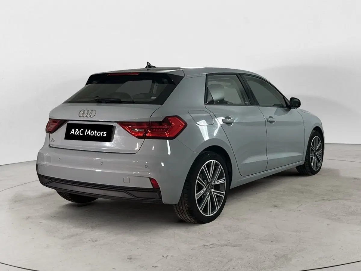 Audi A1 Sportback usata a Napoli (4)