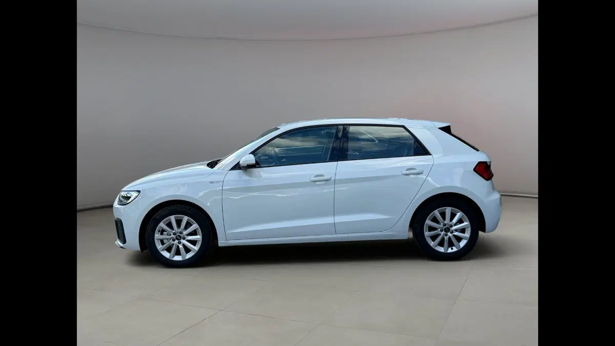 Audi A1 Sportback nuova a Palermo (3)