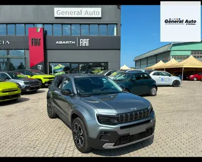Jeep Avenger 1.2 turbo e-hybrid mhev Summit fwd 110cv edct6 del 2024 usata a Massarosa