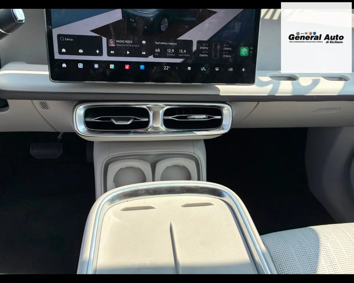 Leapmotor B10 nuova a Lucca (15)
