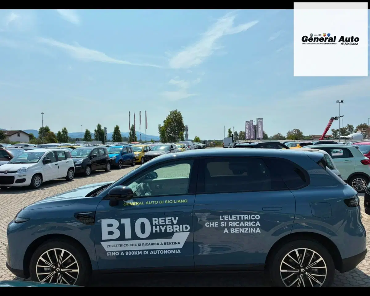 Leapmotor B10 nuova a Lucca (4)