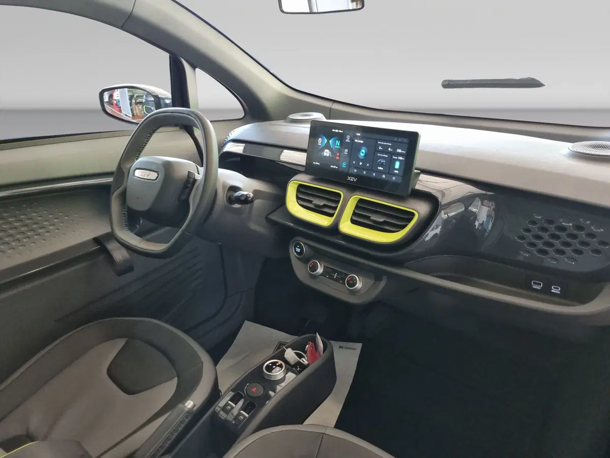 Xev XEV YoYo nuova a Varese (7)