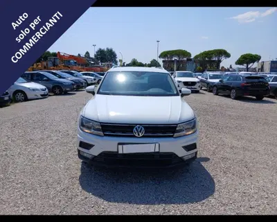 Volkswagen Tiguan 1.6 TDI SCR Style BlueMotion Technology del 2018 usata a Ravenna