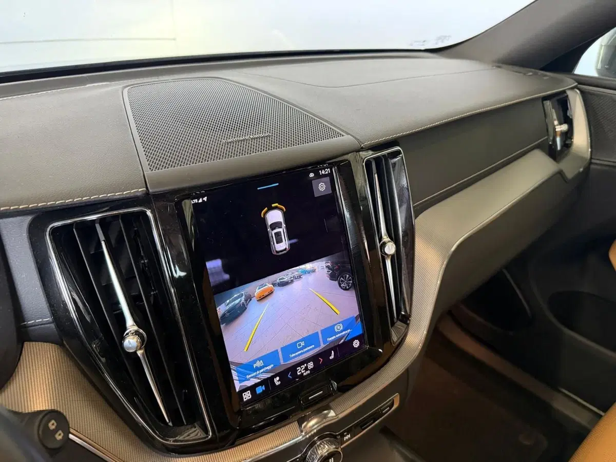 Volvo XC60 usata a Monza e Brianza (10)