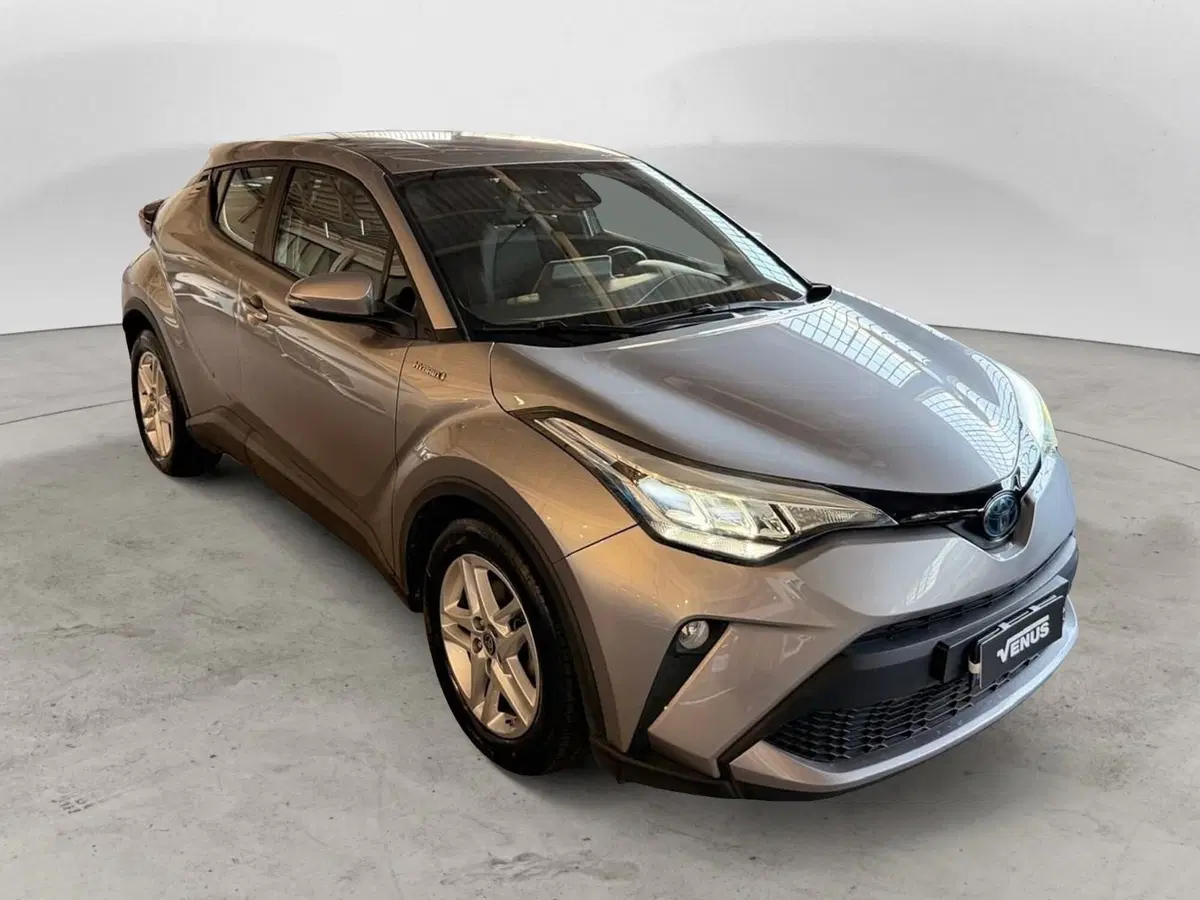 Toyota Toyota C-HR usata a Monza e Brianza (16)