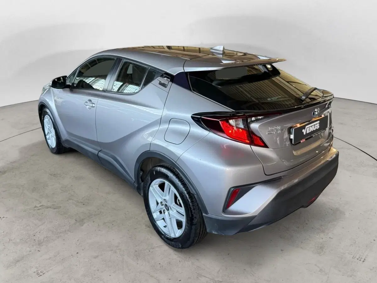 Toyota Toyota C-HR usata a Monza e Brianza (3)