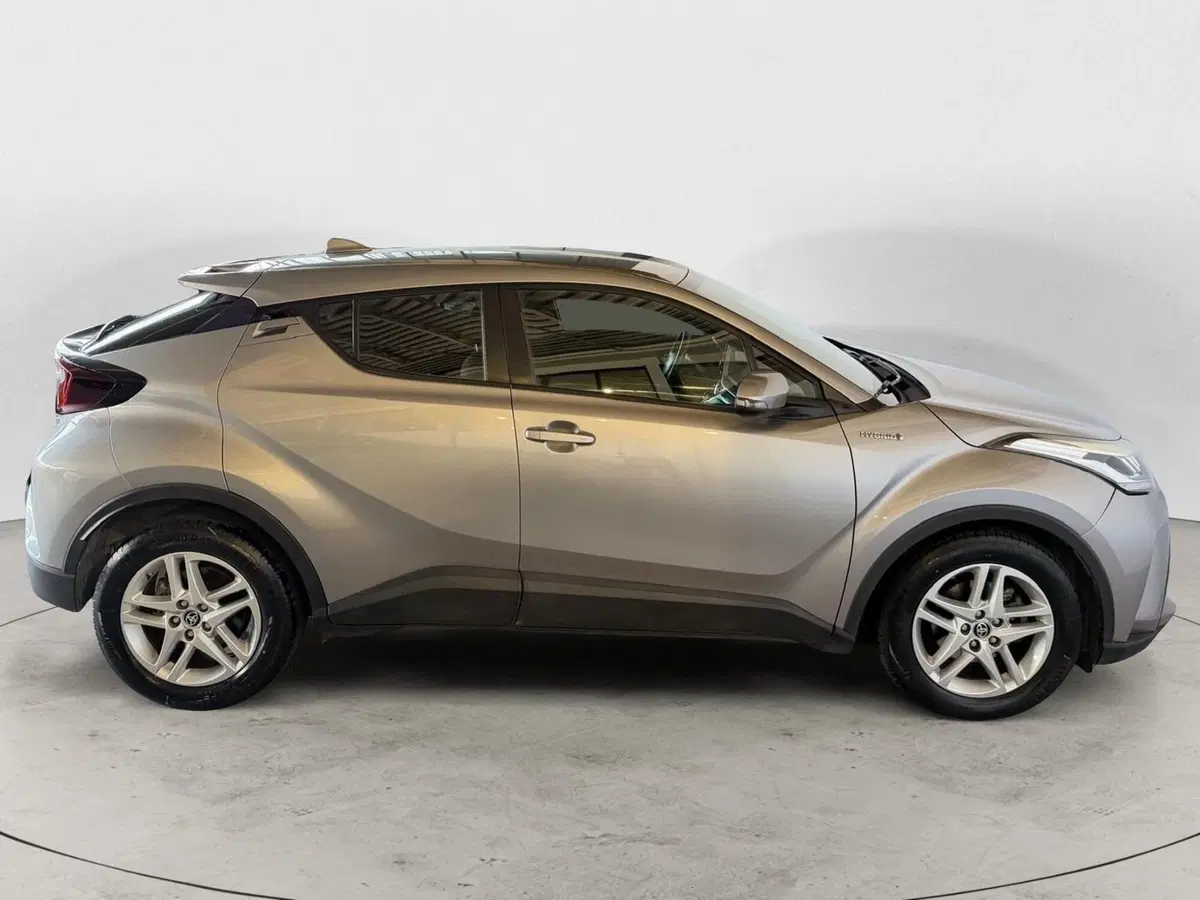 Toyota Toyota C-HR usata a Monza e Brianza (6)