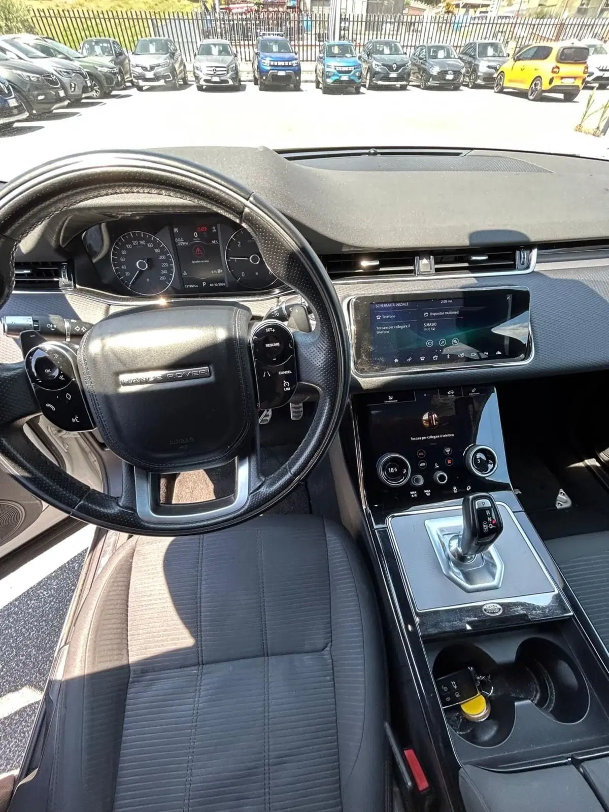 Land Rover Range Rover Evoque usata a Roma (11)