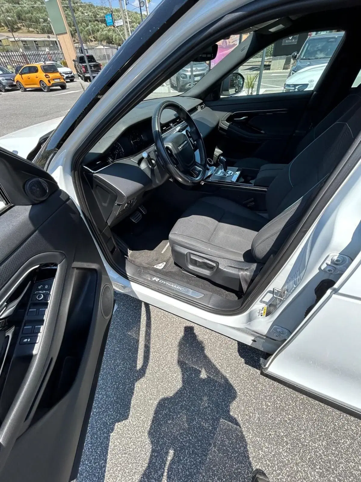 Land Rover Range Rover Evoque usata a Roma (9)
