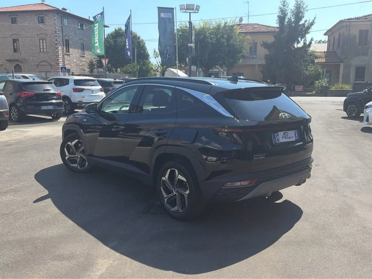 Hyundai Tucson usata a Lucca (3)