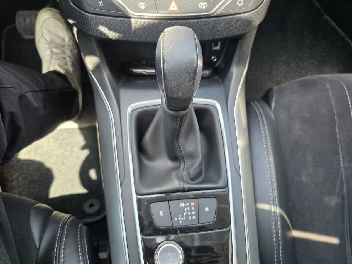 Peugeot 308 SW usata a Rimini (16)