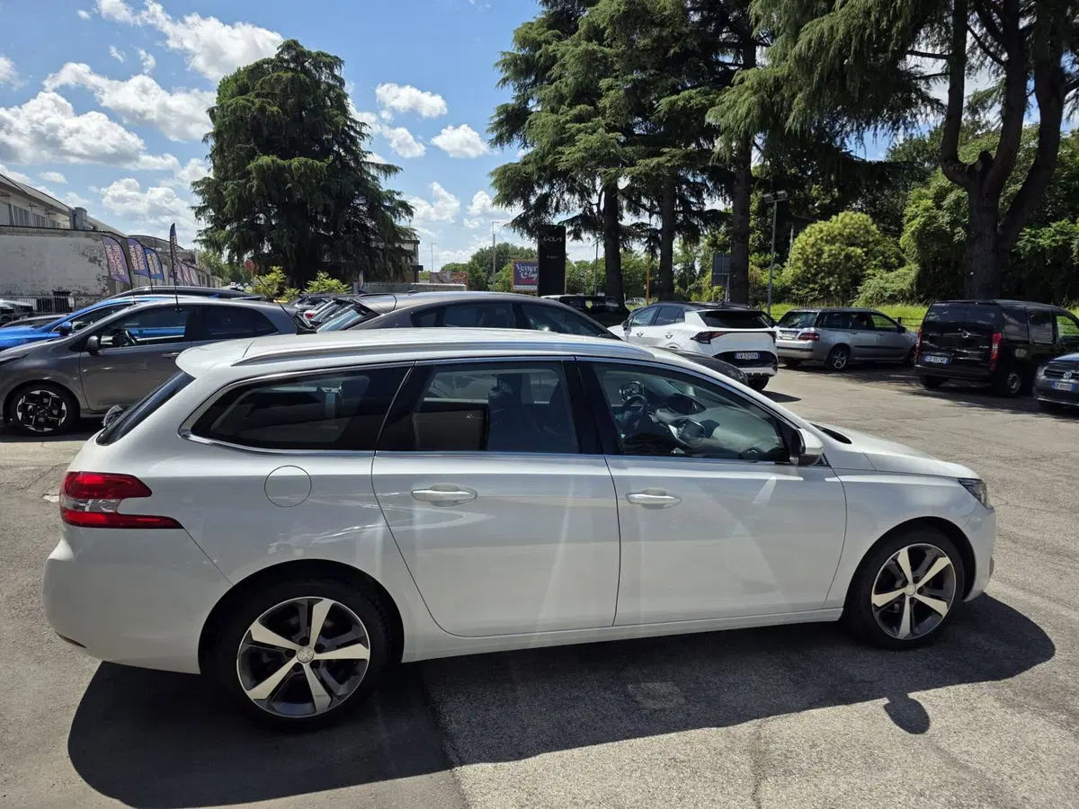 Peugeot 308 SW usata a Rimini (4)