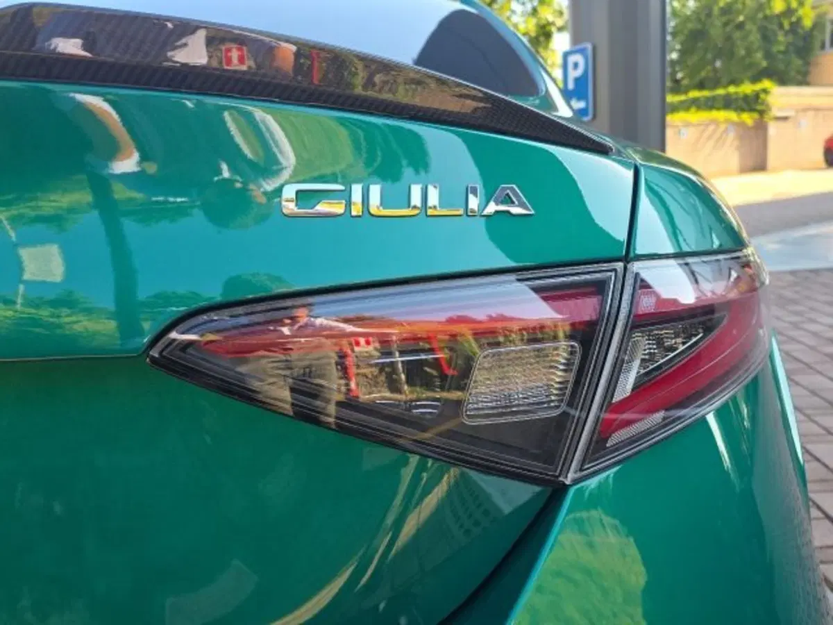 Alfa Romeo Giulia nuova a Monza e Brianza (14)