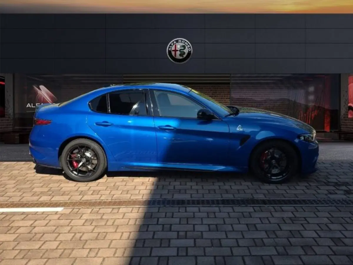 Alfa Romeo Giulia nuova a Monza e Brianza (4)