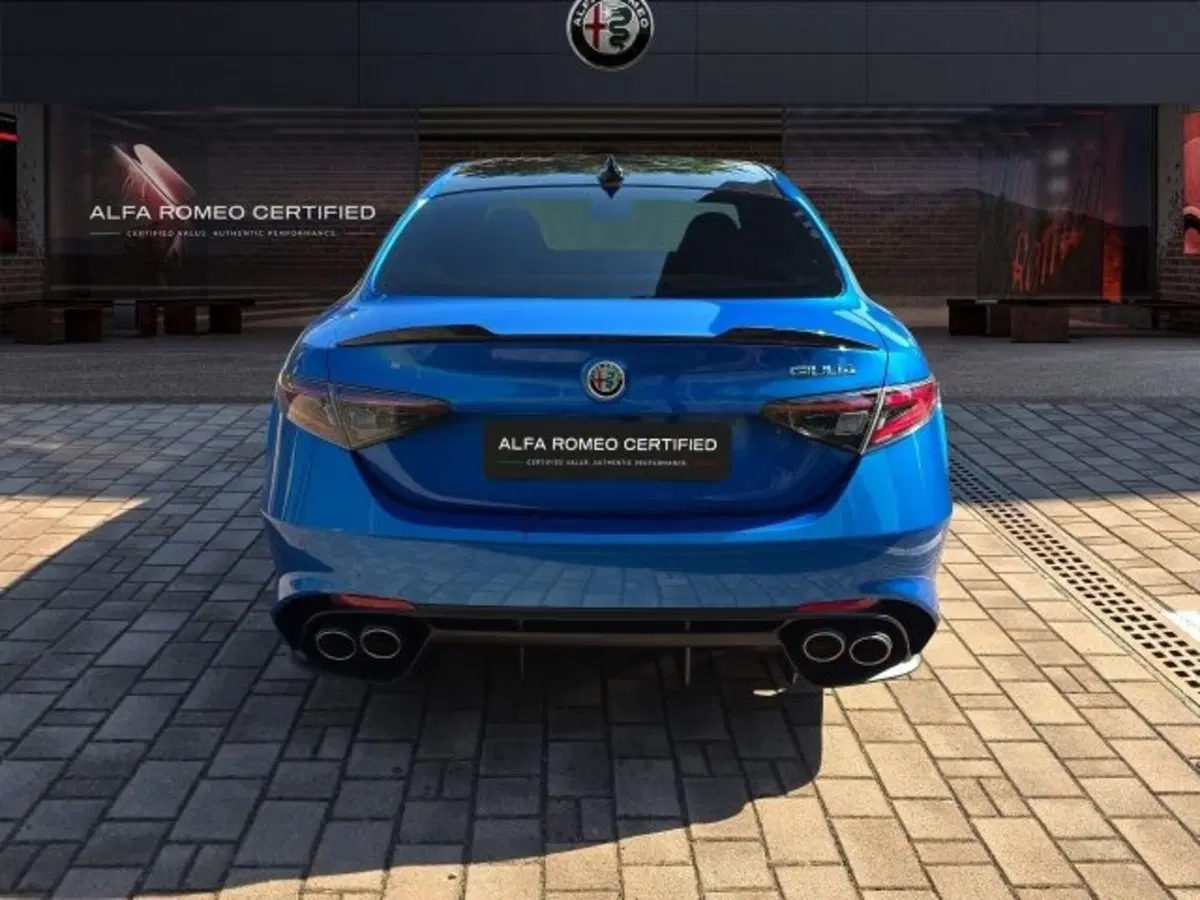 Alfa Romeo Giulia nuova a Monza e Brianza (5)