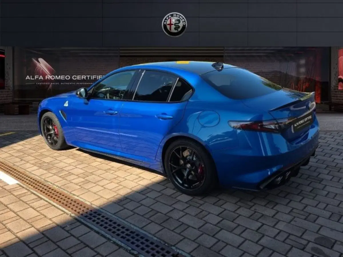 Alfa Romeo Giulia nuova a Monza e Brianza (7)
