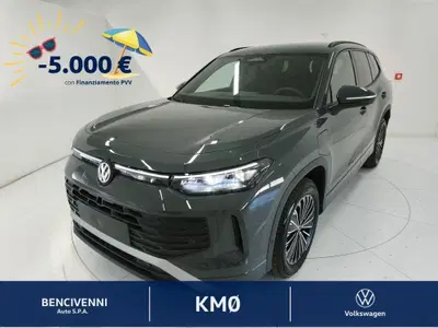 Volkswagen Tayron 1.5 tsi ehybrid Life 204cv dsg nuova a Catanzaro