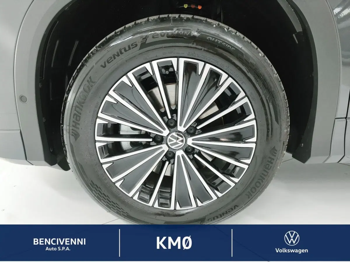 Volkswagen Tayron nuova a Catanzaro (15)