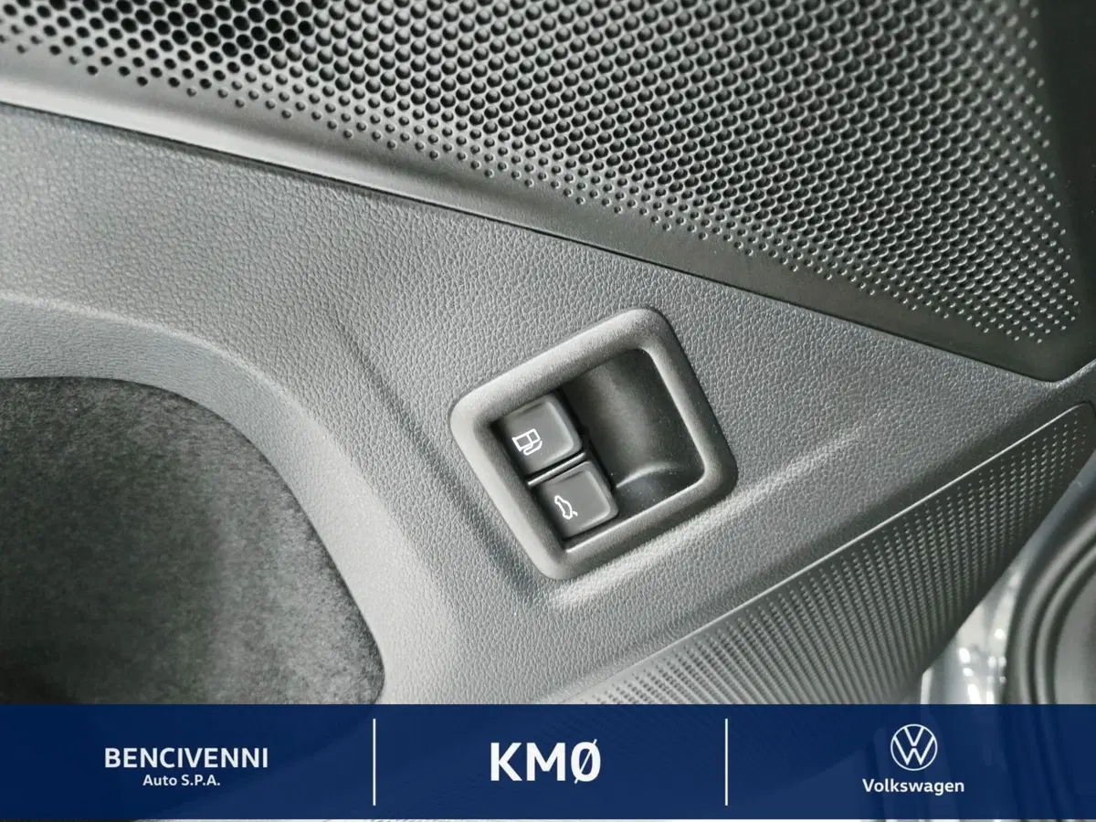 Volkswagen Tayron nuova a Catanzaro (17)