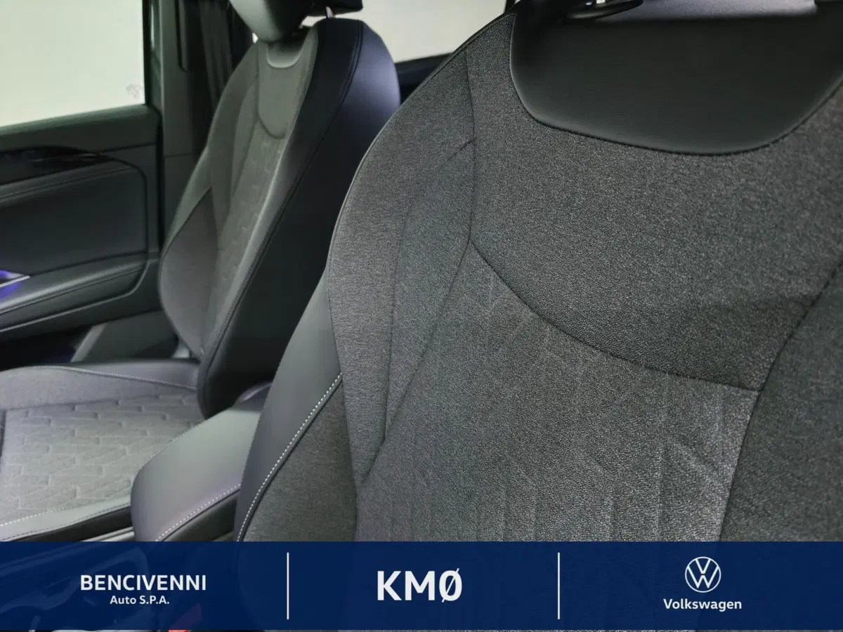 Volkswagen Tayron nuova a Catanzaro (19)