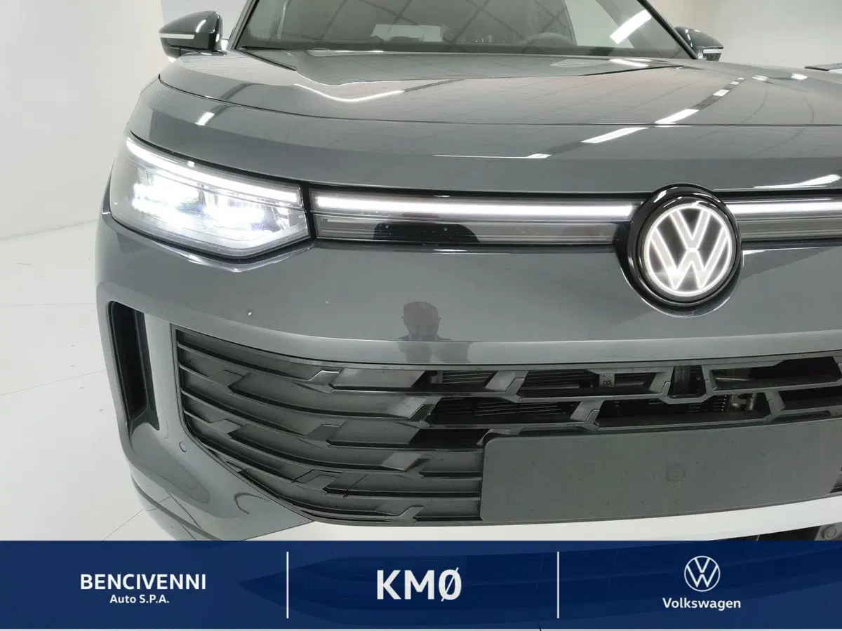 Volkswagen Tayron nuova a Catanzaro (3)