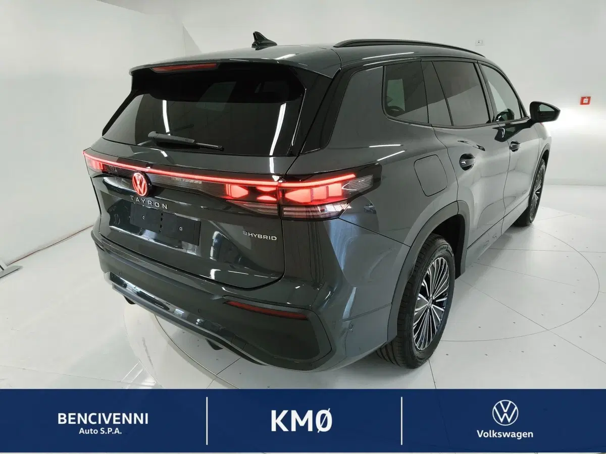 Volkswagen Tayron nuova a Catanzaro (7)