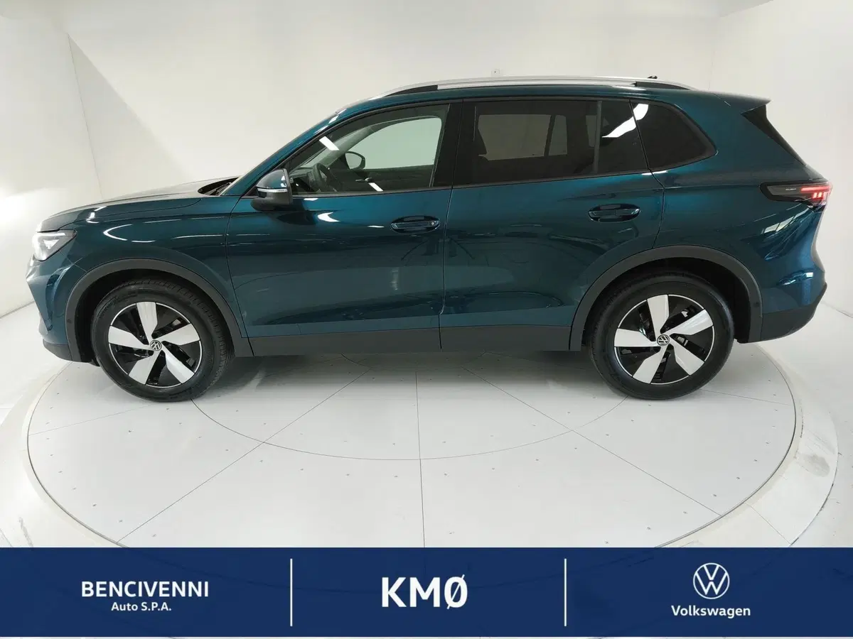 Volkswagen Tiguan nuova a Catanzaro (13)