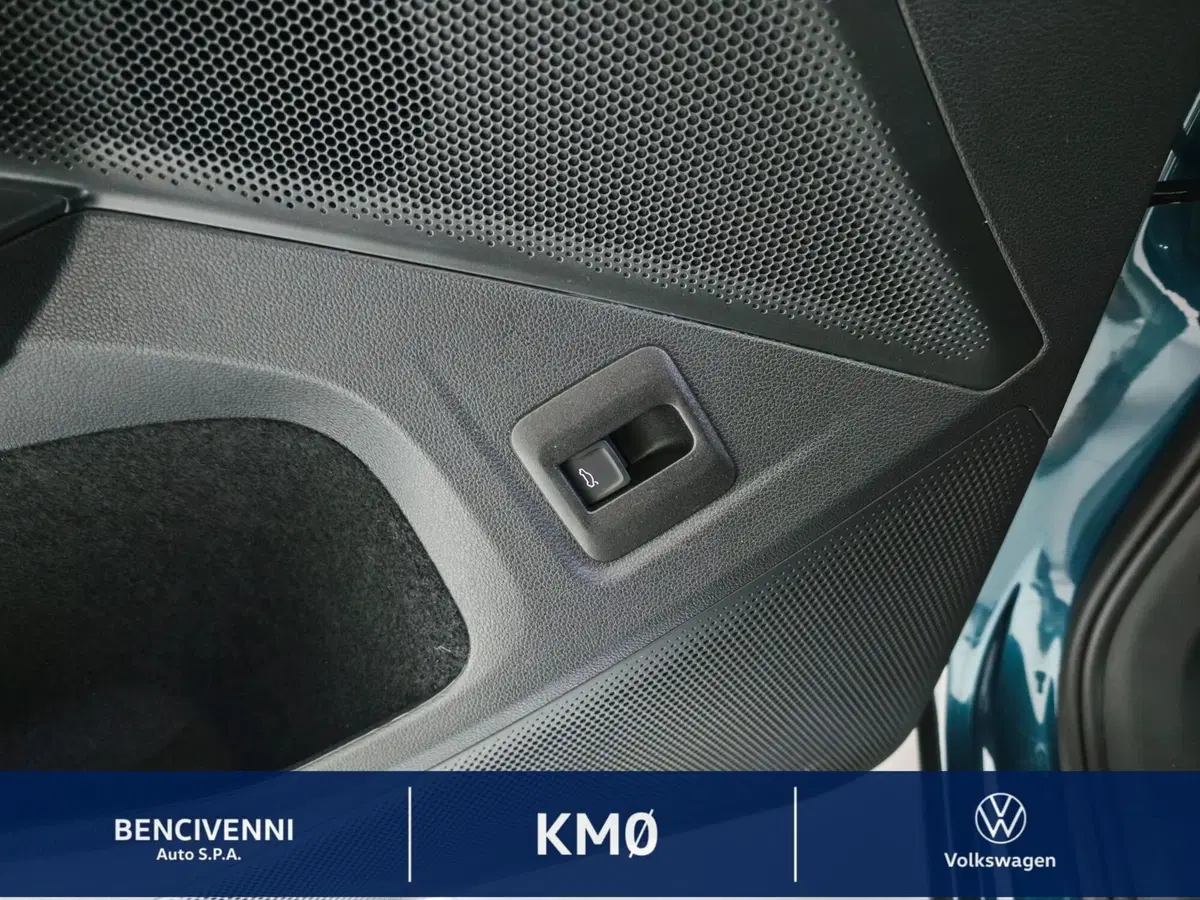 Volkswagen Tiguan nuova a Catanzaro (16)