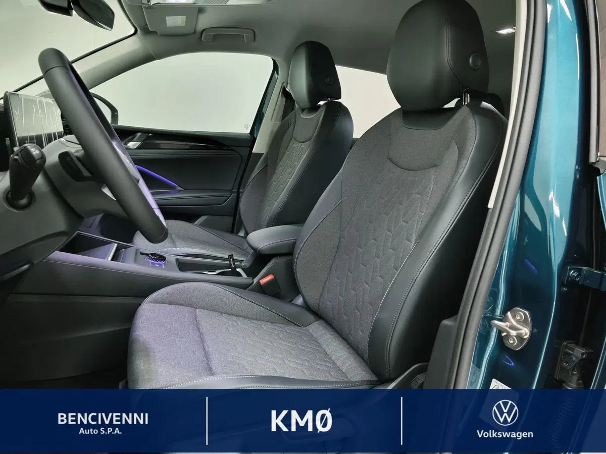 Volkswagen Tiguan nuova a Catanzaro (17)