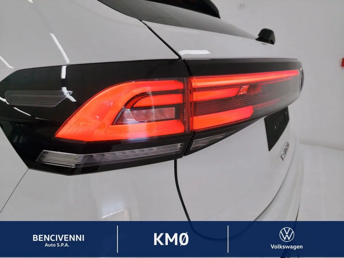 Volkswagen Taigo nuova a Reggio Calabria (12)