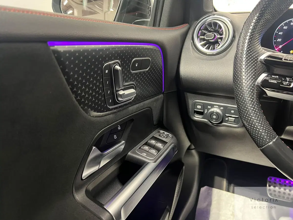Mercedes-Benz GLB usata a Brescia (9)