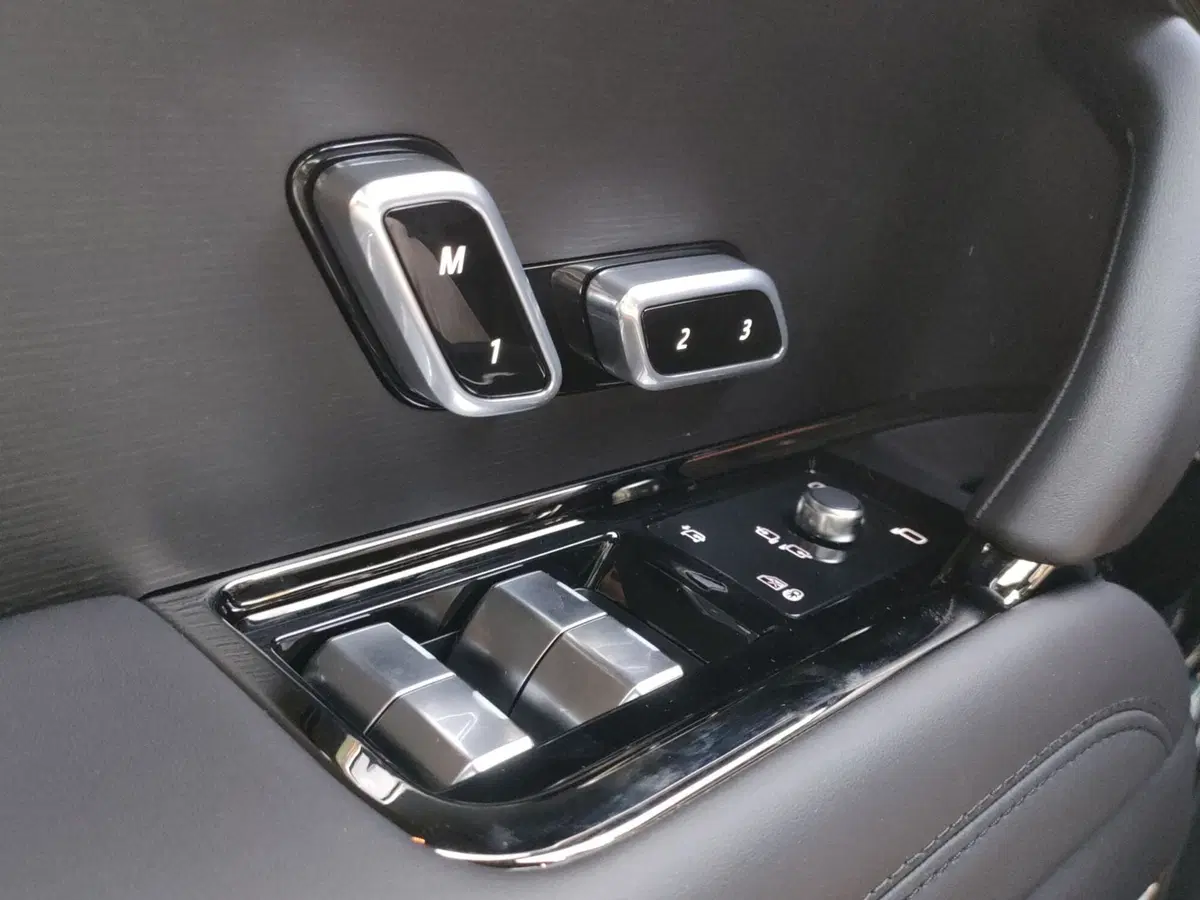 Land Rover Range Rover Sport nuova a Lecco (19)
