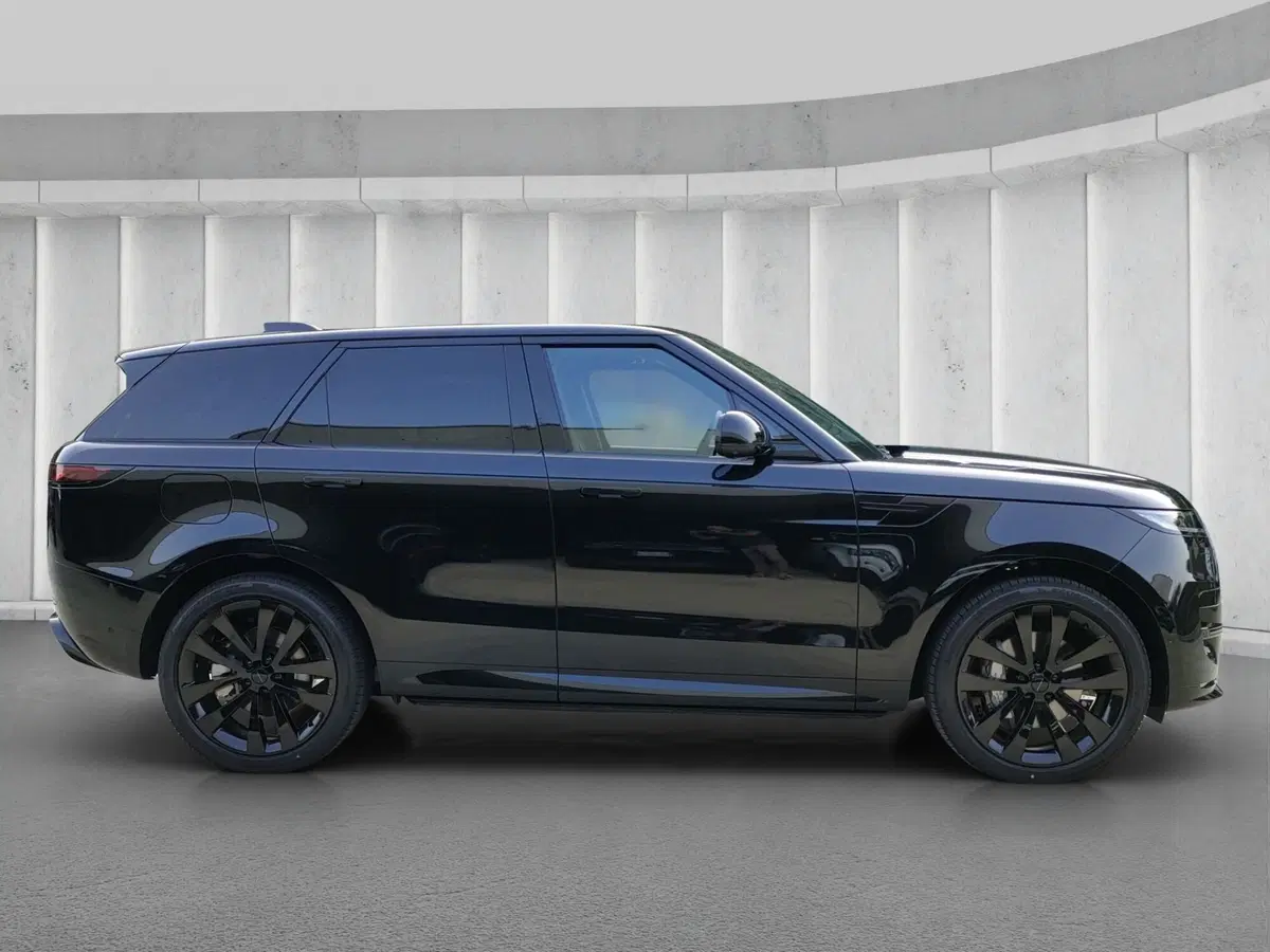 Land Rover Range Rover Sport nuova a Lecco (6)