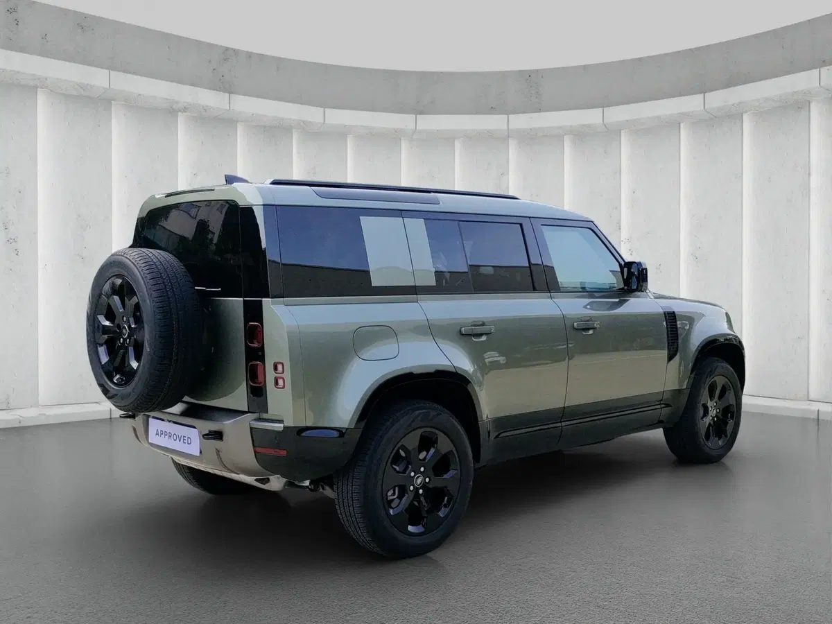 Land Rover Defender usata a Lecco (2)
