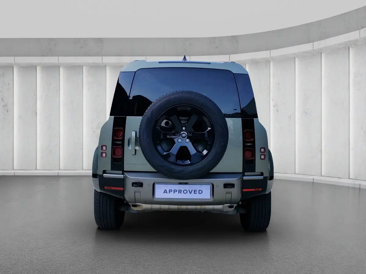 Land Rover Defender usata a Lecco (7)