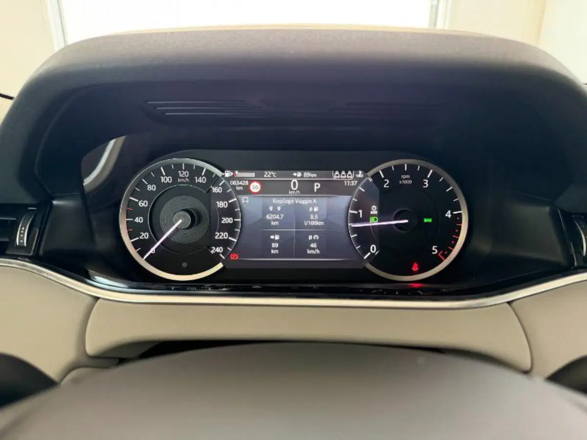 Land Rover Range Rover Evoque usata a Venezia (19)