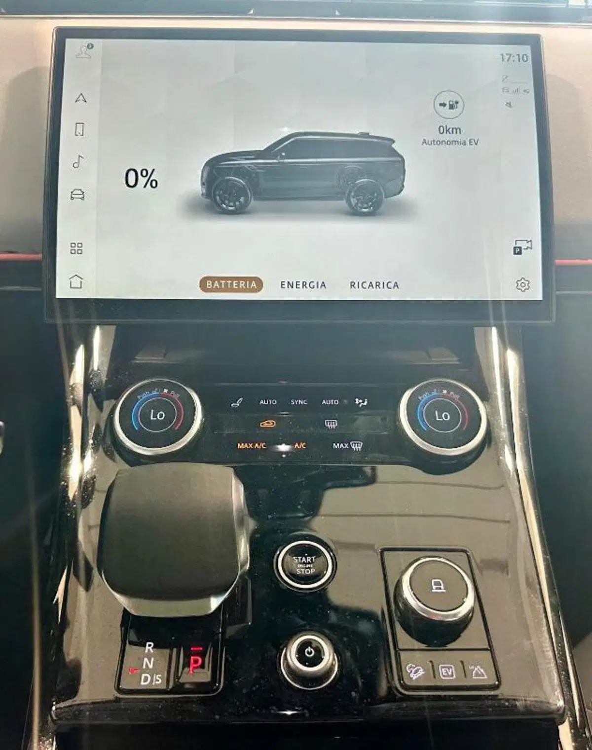 Land Rover Range Rover Sport usata a Venezia (19)