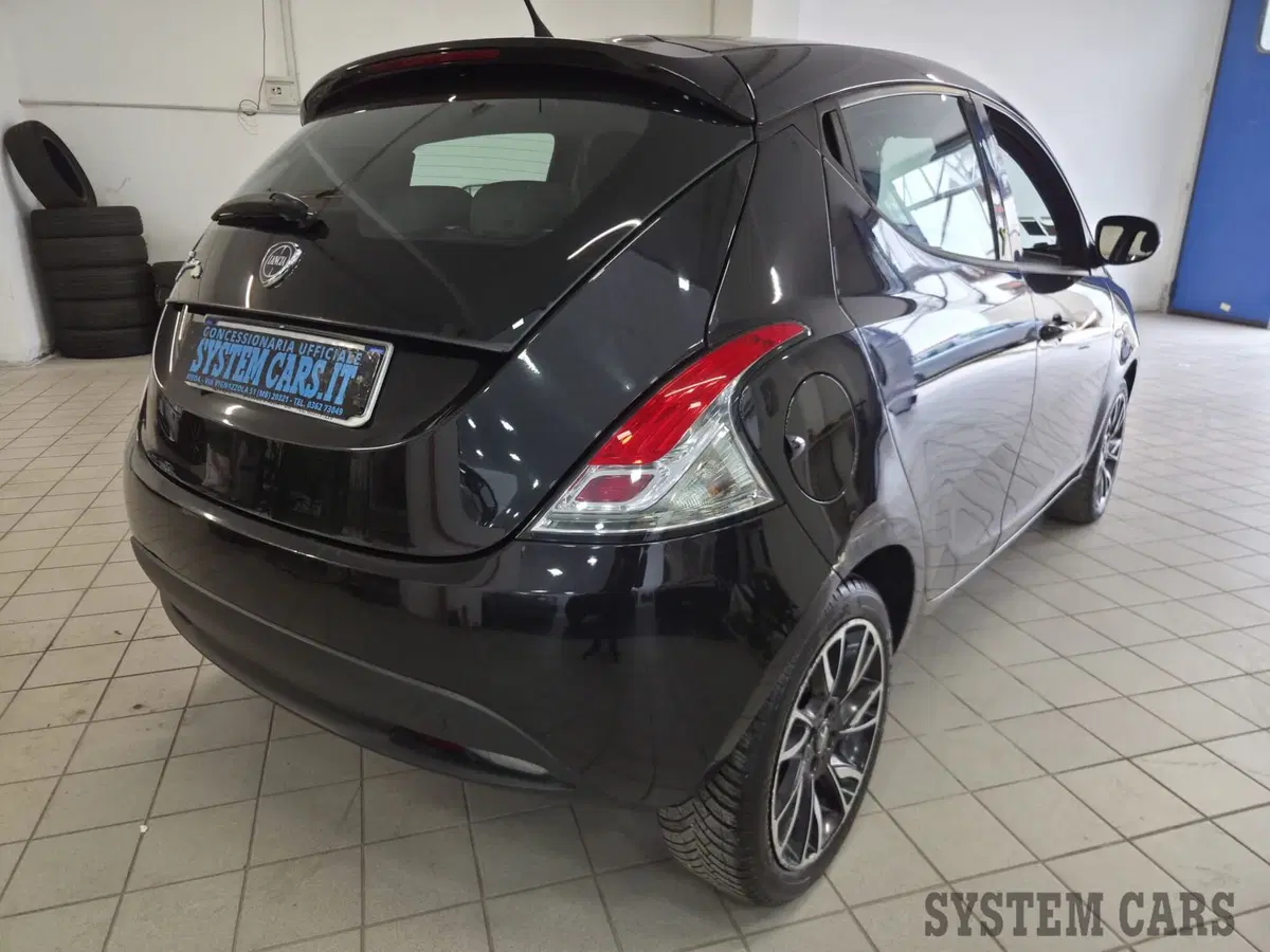 Lancia Ypsilon usata a Monza e Brianza (3)