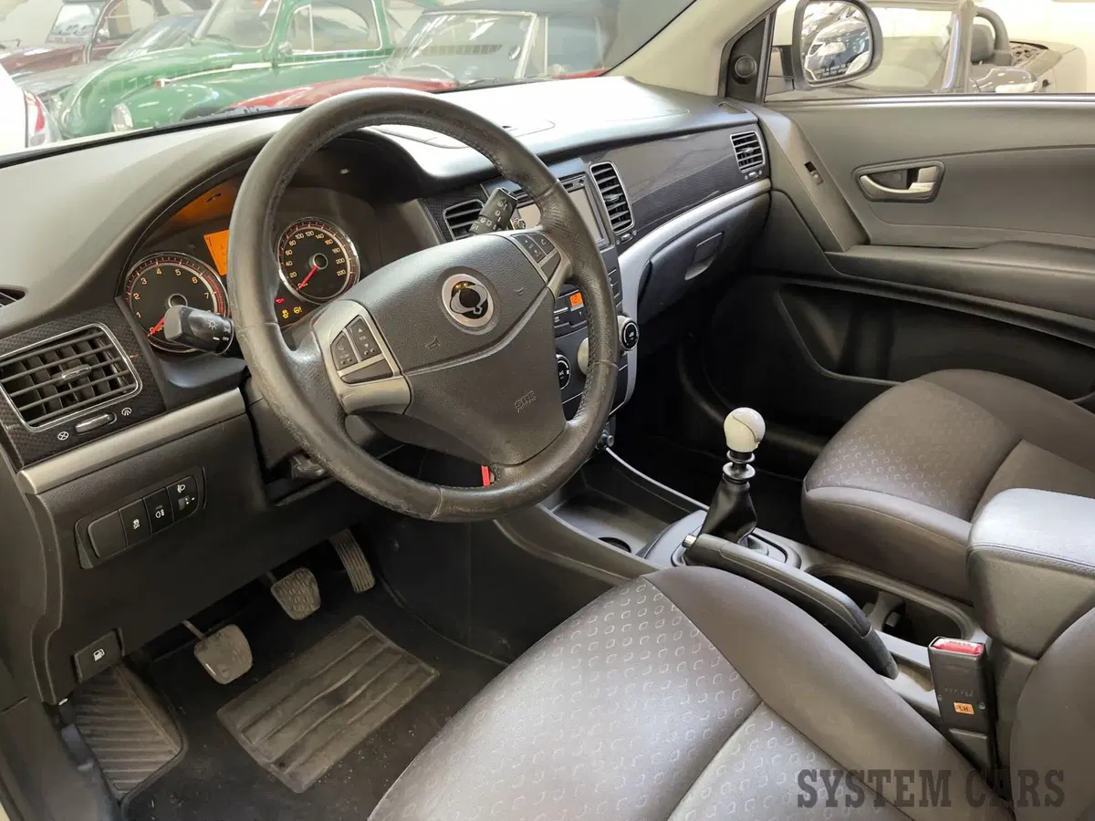 Ssangyong Korando usata a Monza e Brianza (7)