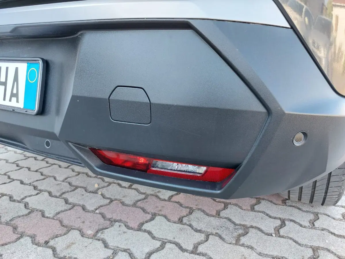 Peugeot 5008 usata a Pavia (15)