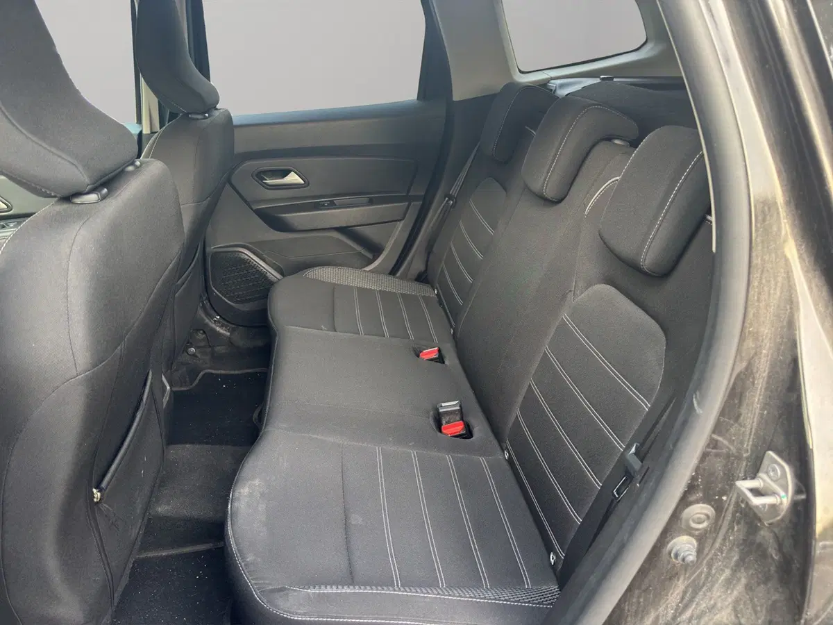 Dacia Duster usata a Macerata (11)